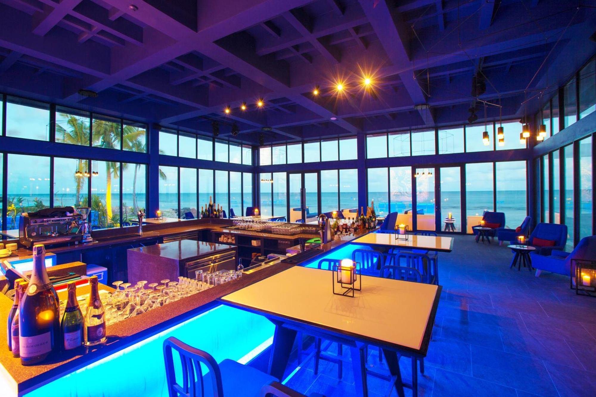 Kandima Maldives Kudahuvadhoo Exteriér fotografie The interior of the restaurant