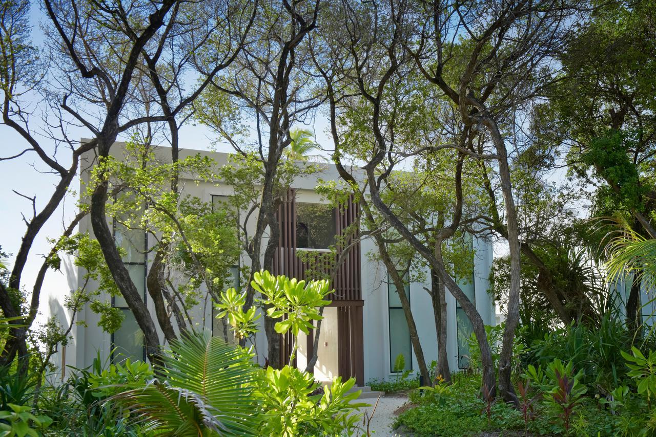 Kandima Maldives Kudahuvadhoo Exteriér fotografie The house in 2011