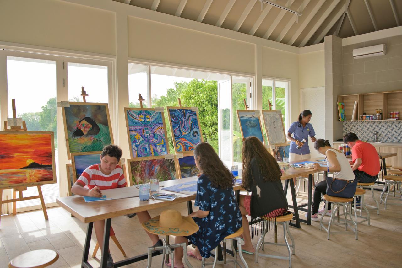 Kandima Maldives Kudahuvadhoo Exteriér fotografie Art Studio