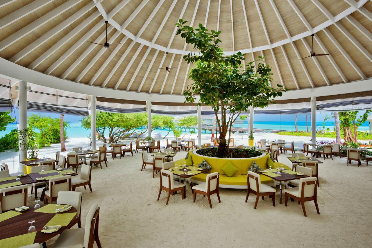 Kandima Maldives Kudahuvadhoo Exteriér fotografie The restaurant at the resort